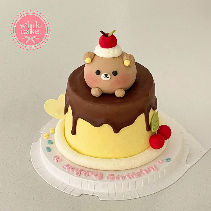 Cute yellow 3D bear birthday cake