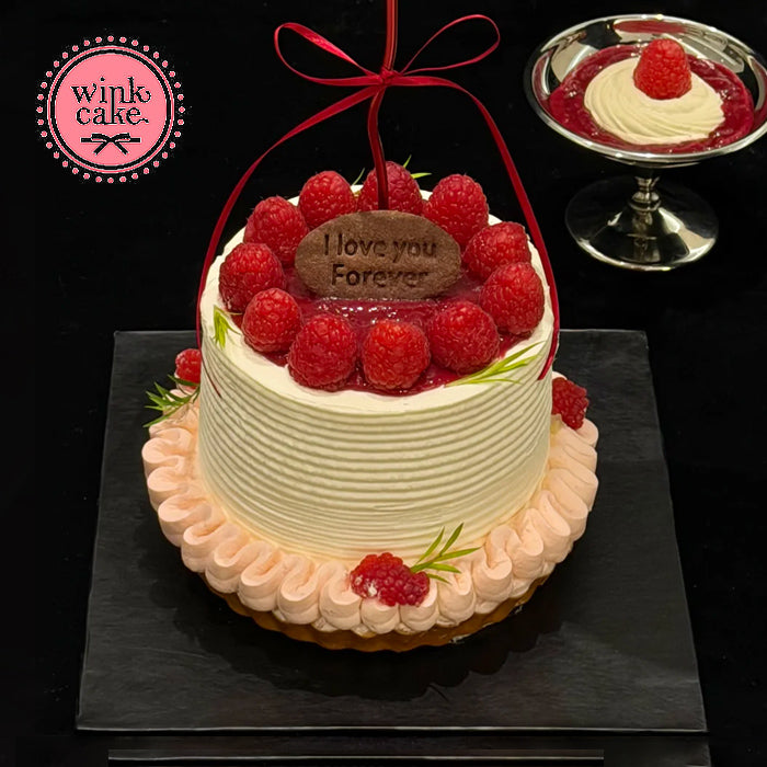 Bánh kem bơ dâu tây Giáng sinh màu hồng