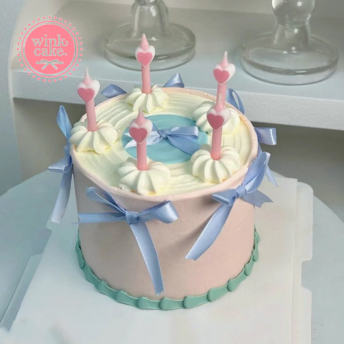 蛋糕 用可爱丝带装饰的女孩生日蛋糕 WinkCake