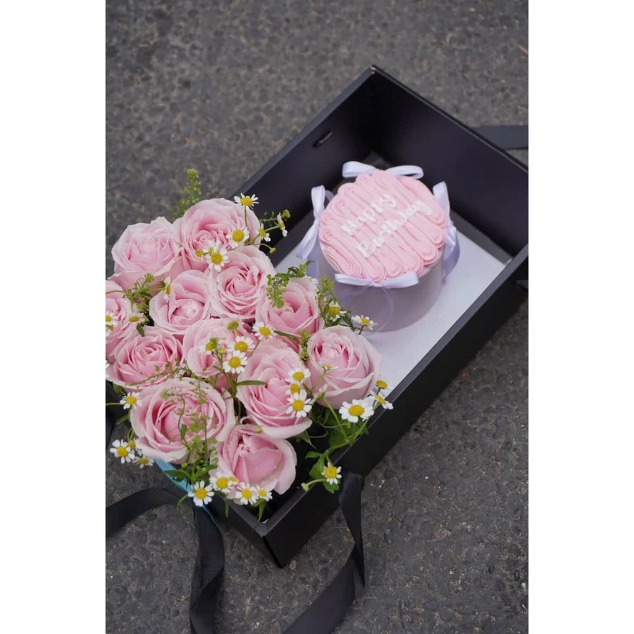 Bộ hộp quà tặng bánh sinh nhật và hoa cao cấp Black Bow