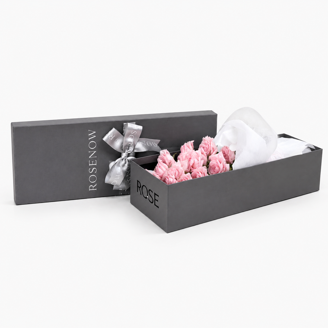 Gift box with a bouquet of 11 pink roses.