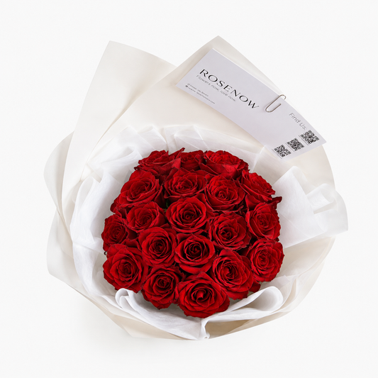 [Đặt trước 1 ngày] Bó hoa hồng 19/33 bông màu đỏ cao cấp bọc giấy trắng | Hoa Valentine, quà tặng người yêu [HCM Only]