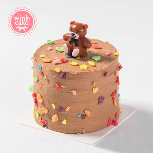 【快递】蛋糕小号生日蛋糕可爱创意风格预订免运费胡志明市