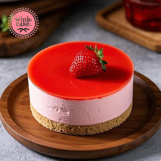 [Yêu cầu đặt chỗ trước một ngày] Bánh mousse dâu tây tuyệt đẹp