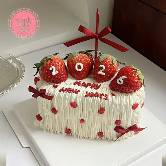 Bánh kem dâu tây năm 2026 - Bánh mừng năm mới