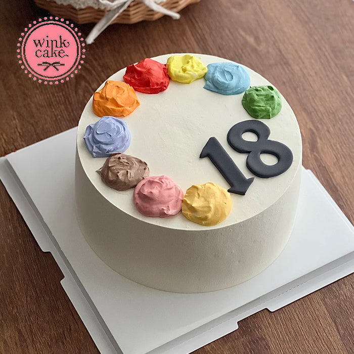 New trend in cake decorating: Freely decorate with your own style.