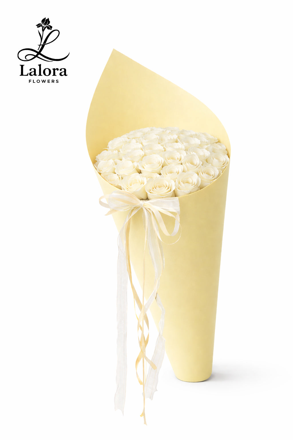 [Shipping within Ho Chi Minh City] Premium White Rose and Cinnamon Cone Bouquet – Birthday & Anniversary Gift