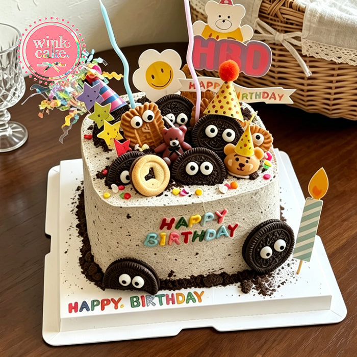 Cake Birthday cake for kids Oreo cookies with fun accessories Winkcake