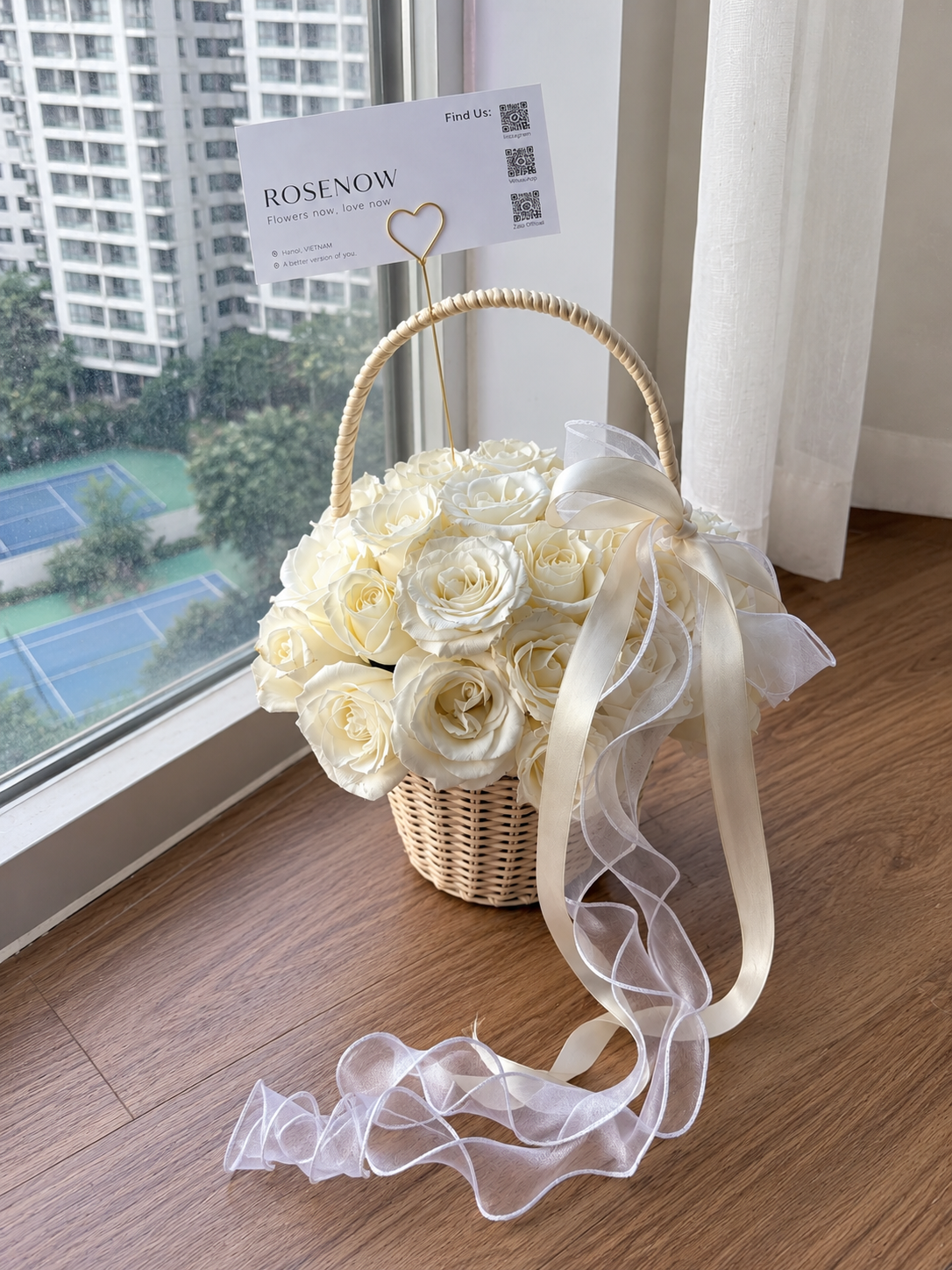 高级黑色包装奶油黄玫瑰花束 33/52枝|生日鲜花 · 送恋人 · 送妻子 · 纪念日礼物【仅限胡志明】